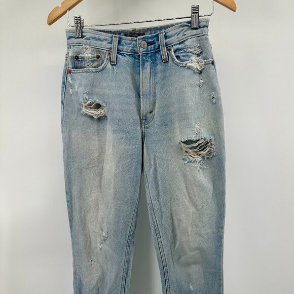Abercrombie & Fitch Denim - Abercrombie & Fitch Mom Jeans | Light Wash Distressed | Raw Hem | Size 25